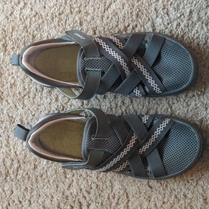 Jsport sandals size 9